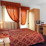 Hi - Wellness & Adults Only Hotel 4*