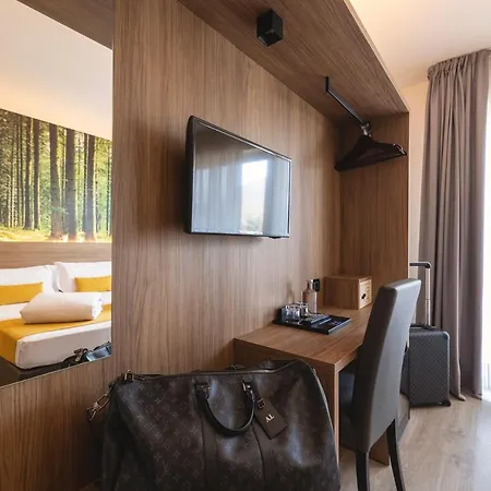 Hi - Wellness & Adults Only Hotel 4*