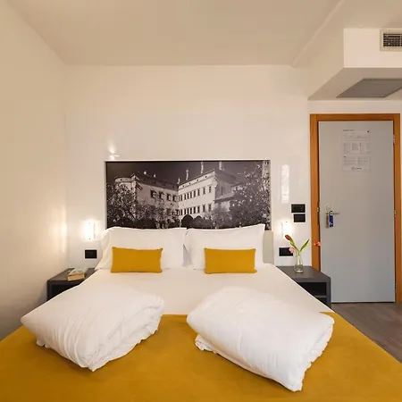 Hi - Wellness & Adults Only 4*