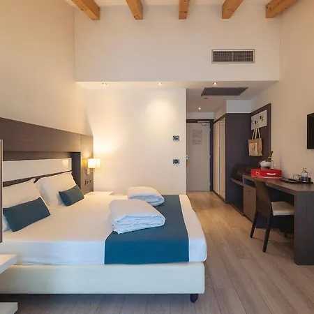 Hi - Wellness & Adults Only 4*