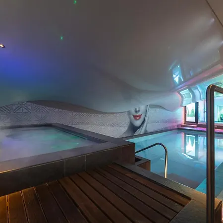 Hotel Hi - Wellness & Adults Only 4*