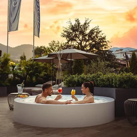 Hi - Wellness & Adults Only 4*