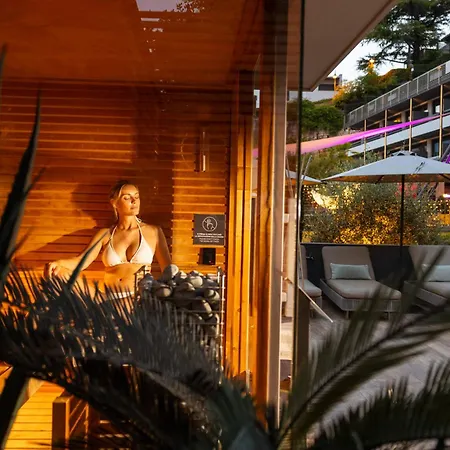 Ξενοδοχείο Hi - Wellness & Adults Only 4*