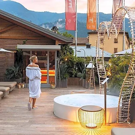 Hi - Wellness & Adults Only