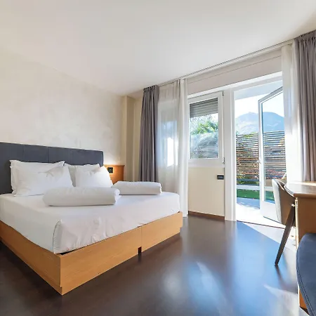 Ξενοδοχείο Hi - Wellness & Adults Only 4*