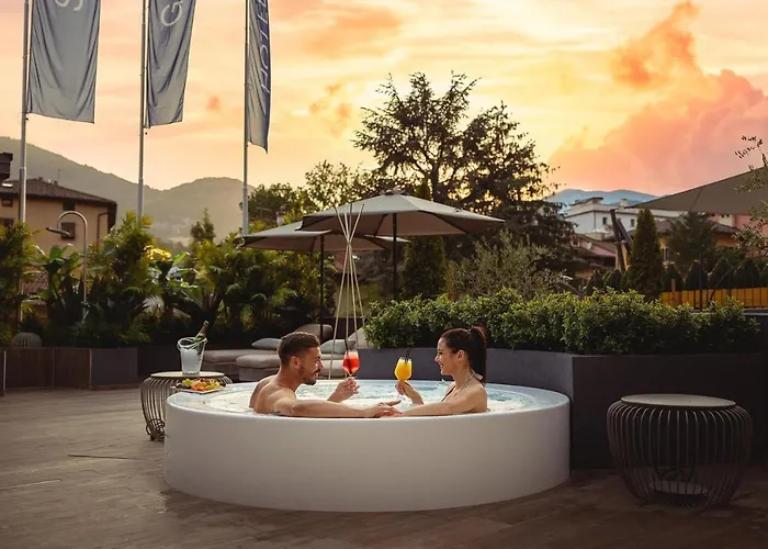 Hi - Wellness & Adults Only 4*