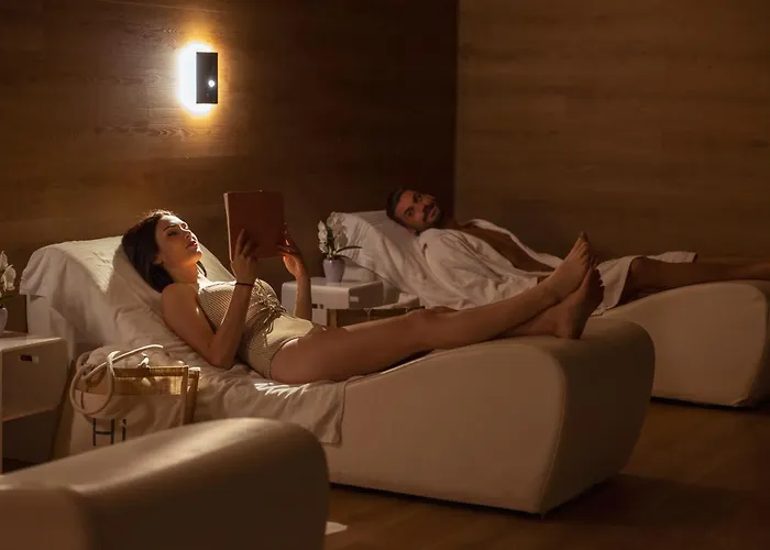 Hi - Wellness & Adults Only 4*