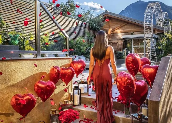 Hi - Wellness & Adults Only