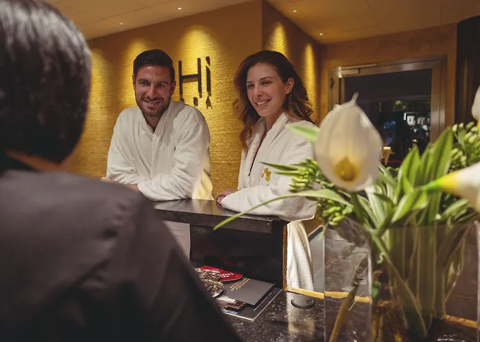 Hi - Wellness & Adults Only