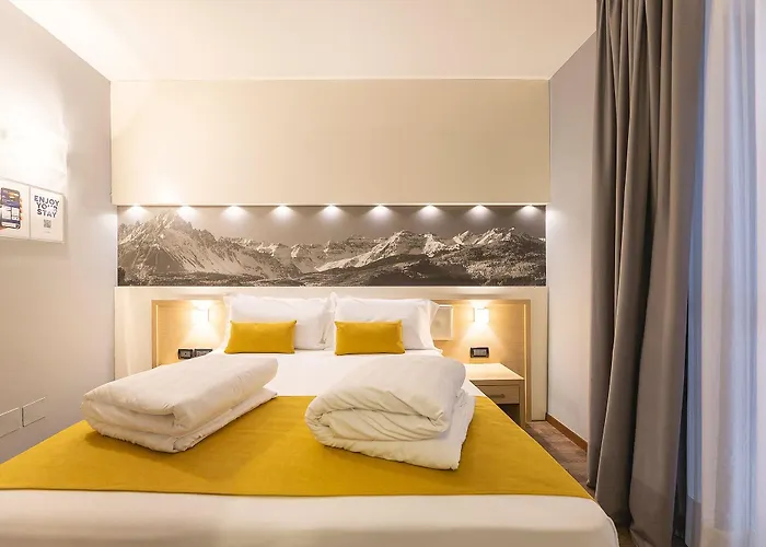 Hi - Wellness & Adults Only