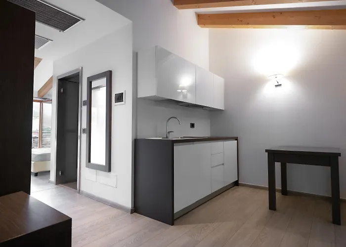 Hi - Wellness & Adults Only Szálloda